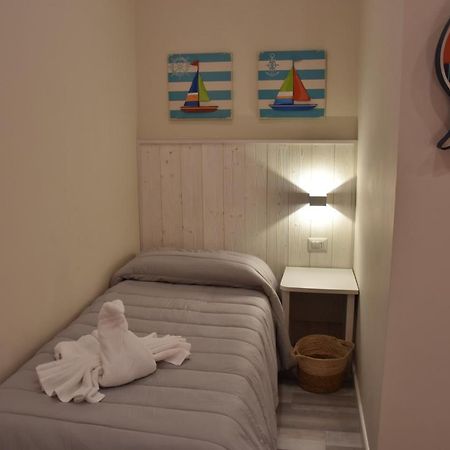 B&B Marina Blu Giardini Naxos Exterior foto