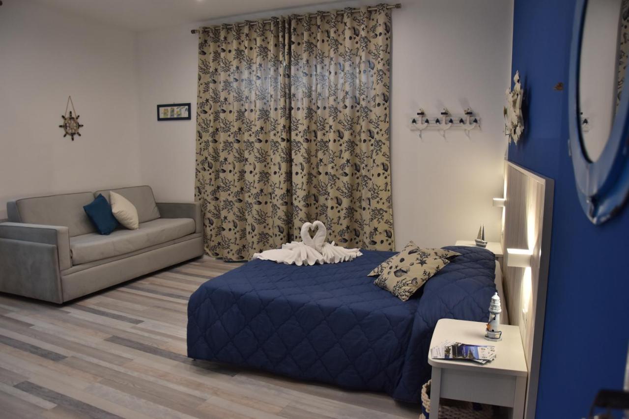 B&B Marina Blu Giardini Naxos Exterior foto